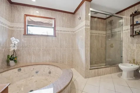 20021 NE 25th Avenue Miami FL 33180