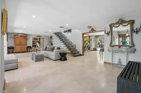 20021 NE 25th Avenue Miami FL 33180