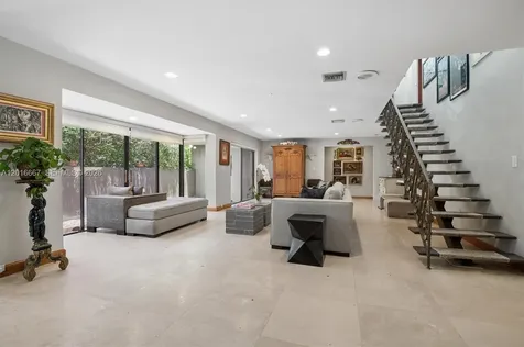 20021 NE 25th Avenue Miami FL 33180