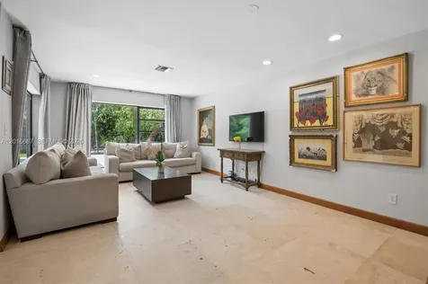 20021 NE 25th Avenue Miami FL 33180