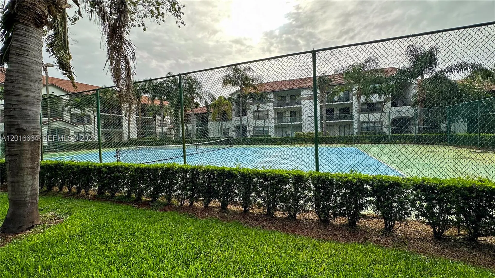 530 S Park Road Hollywood FL 33021