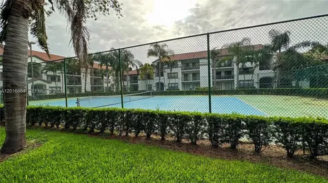 530 S Park Road Hollywood FL 33021