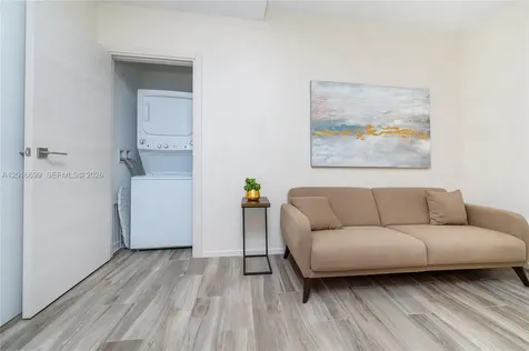 801 S Miami Avenue Miami FL 33130