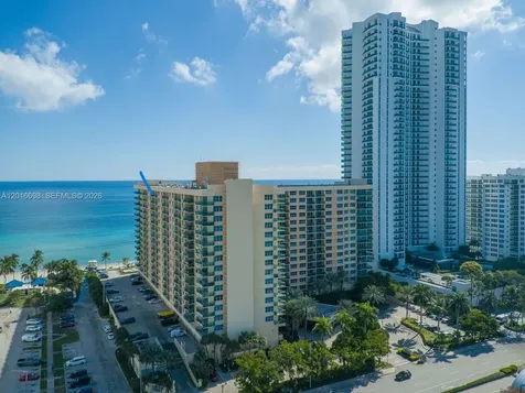 2501 S Ocean Drive Hollywood FL 33019