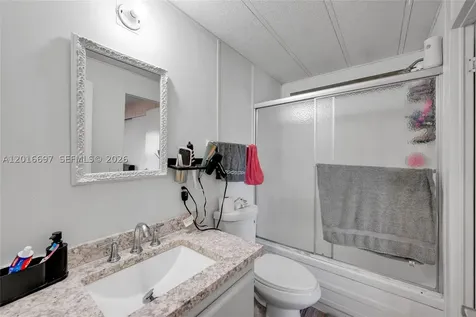2148 SW 52nd Street Dania Beach FL 33312