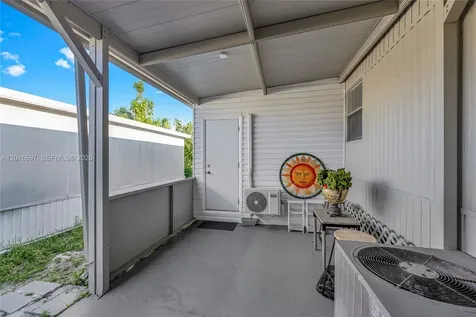 2148 SW 52nd Street Dania Beach FL 33312