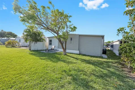 2148 SW 52nd Street Dania Beach FL 33312