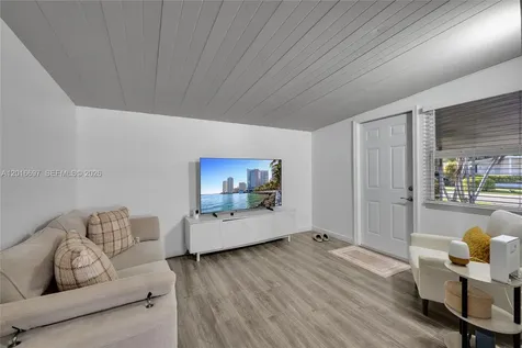 2148 SW 52nd Street Dania Beach FL 33312