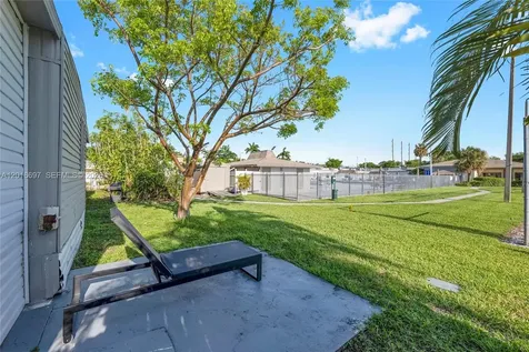 2148 SW 52nd Street Dania Beach FL 33312