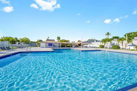 2148 SW 52nd Street Dania Beach FL 33312
