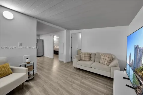 2148 SW 52nd Street Dania Beach FL 33312