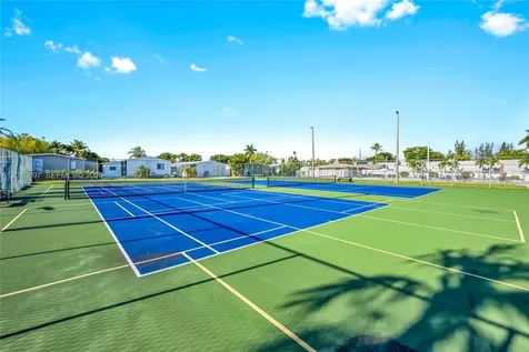 2148 SW 52nd Street Dania Beach FL 33312