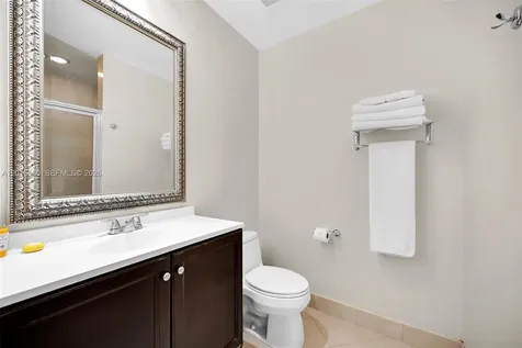 100 S Pointe Drive Miami Beach FL 33139