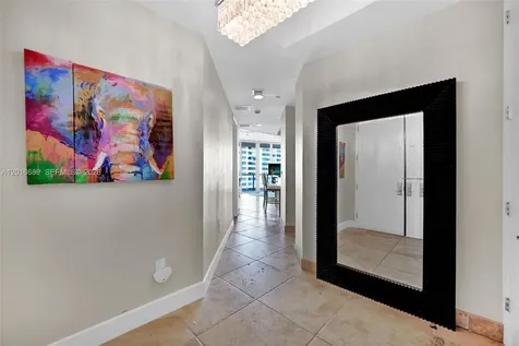 100 S Pointe Drive Miami Beach FL 33139