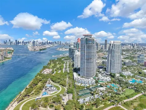 100 S Pointe Drive Miami Beach FL 33139