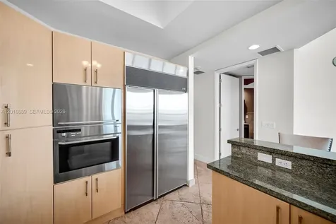 100 S Pointe Drive Miami Beach FL 33139