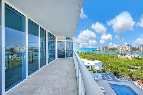 100 S Pointe Drive Miami Beach FL 33139