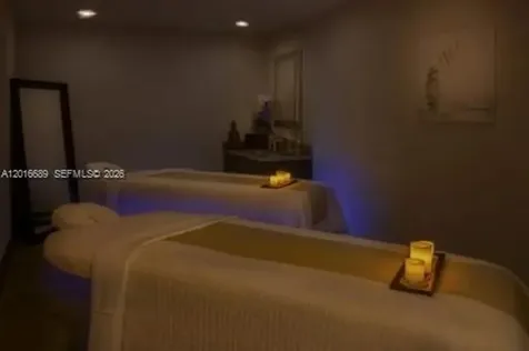 100 S Pointe Drive Miami Beach FL 33139