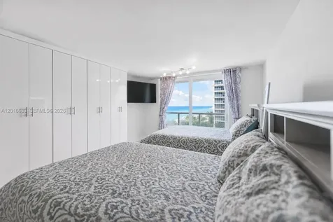 19201 Collins Avenue Sunny Isles Beach FL 33160