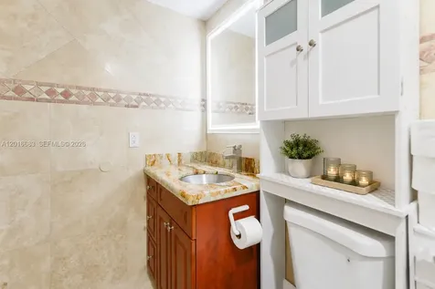 19201 Collins Avenue Sunny Isles Beach FL 33160