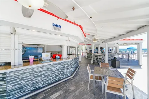 19201 Collins Avenue Sunny Isles Beach FL 33160