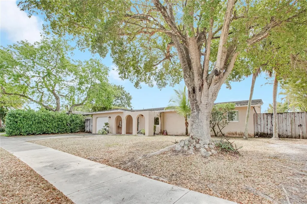 9330 SW 165th Street Palmetto Bay FL 33157