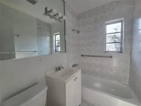 781 SW 11th Street Miami FL 33129