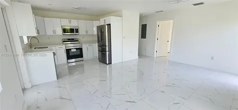 233 NW 3rd Avenue Florida City FL 33034