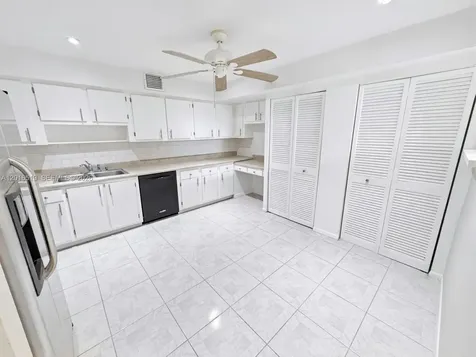 8670 Bridle Path Court Davie FL 33328