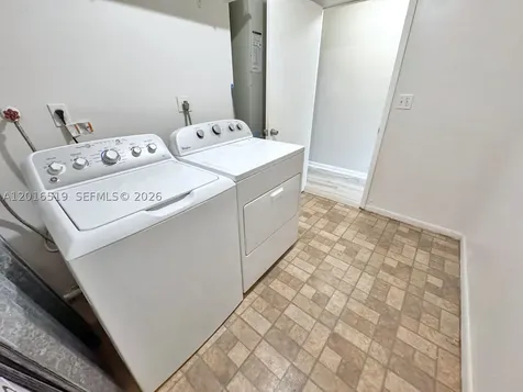 8670 Bridle Path Court Davie FL 33328