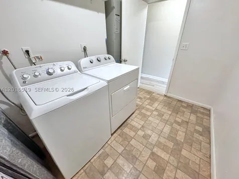 8670 Bridle Path Court Davie FL 33328