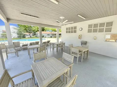 8670 Bridle Path Court Davie FL 33328