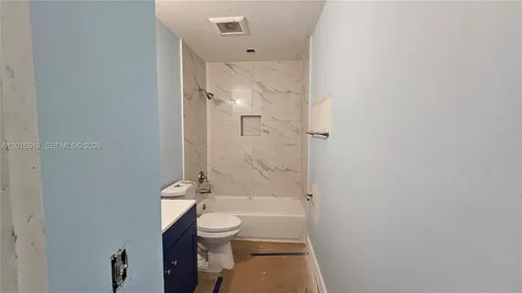 2260 NW 59th Way Lauderhill FL 33313