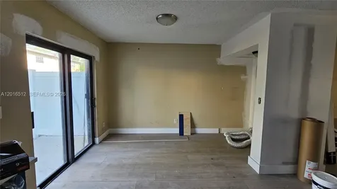 2260 NW 59th Way Lauderhill FL 33313