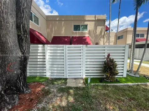 14356 SW 96th Terrace Miami FL 33186