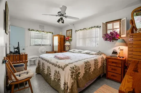 7509 Garfield Street Hollywood FL 33024