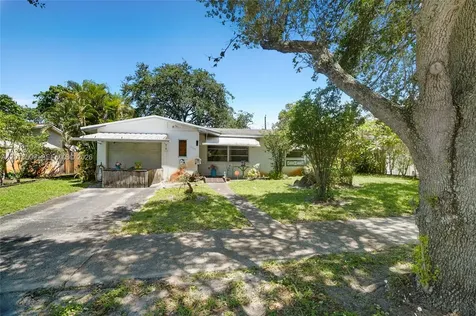 7509 Garfield Street Hollywood FL 33024