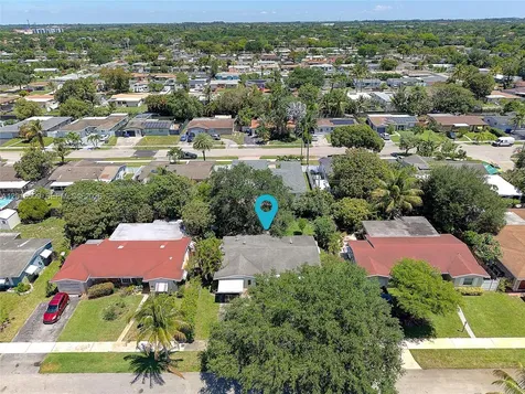 7509 Garfield Street Hollywood FL 33024