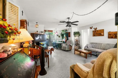 7509 Garfield Street Hollywood FL 33024