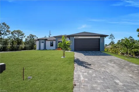 3001 41st Street Lehigh Acres FL 33971
