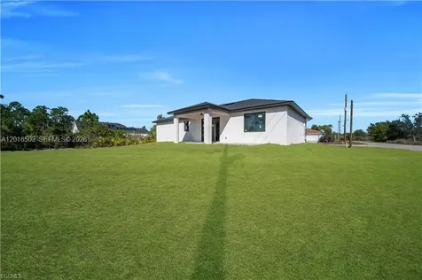 3001 41st Street Lehigh Acres FL 33971