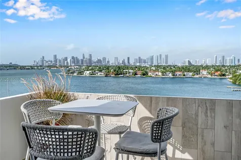 3 Island Avenue Miami Beach FL 33139