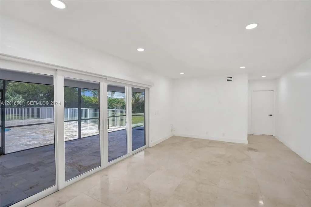 4024 Frances Drive Delray Beach FL 33445