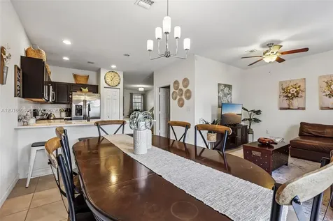 284 SE 37th Terrace Homestead FL 33033