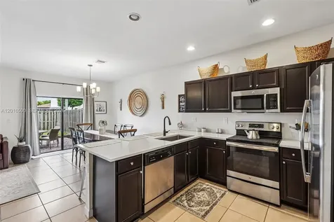 284 SE 37th Terrace Homestead FL 33033