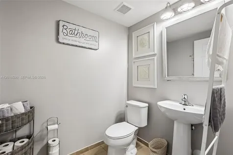 284 SE 37th Terrace Homestead FL 33033