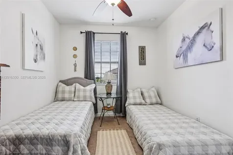 284 SE 37th Terrace Homestead FL 33033