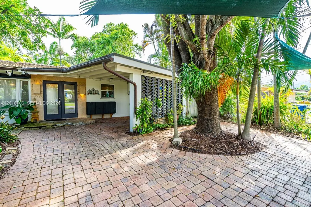1930 NW 32nd Court Oakland Park FL 33309