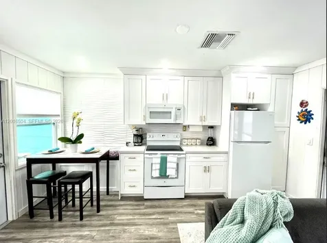 1218 N 24th Avenue Hollywood FL 33020