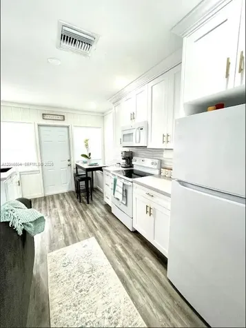 1218 N 24th Avenue Hollywood FL 33020